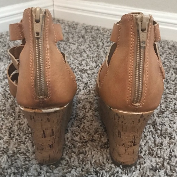 Brown a.n.a. Wedges - Picture 3 of 8